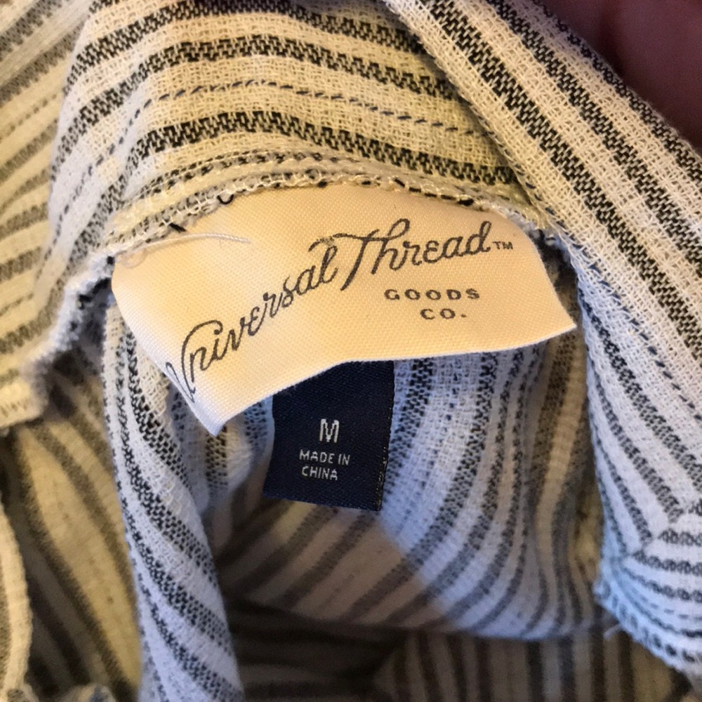 Square Neck Universal Thread Blouse - Picture 7 of 8